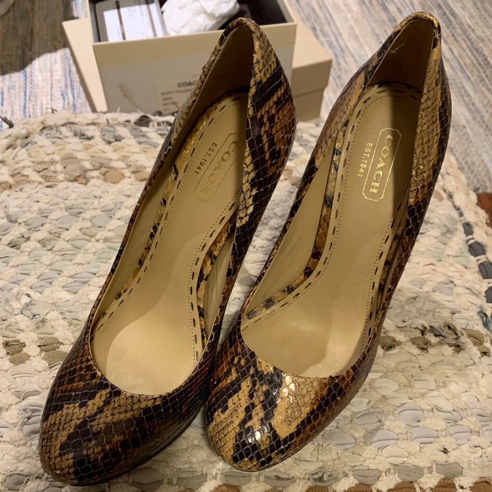 Coach Python Pumps Heels W Platform Fab!!! - image 5